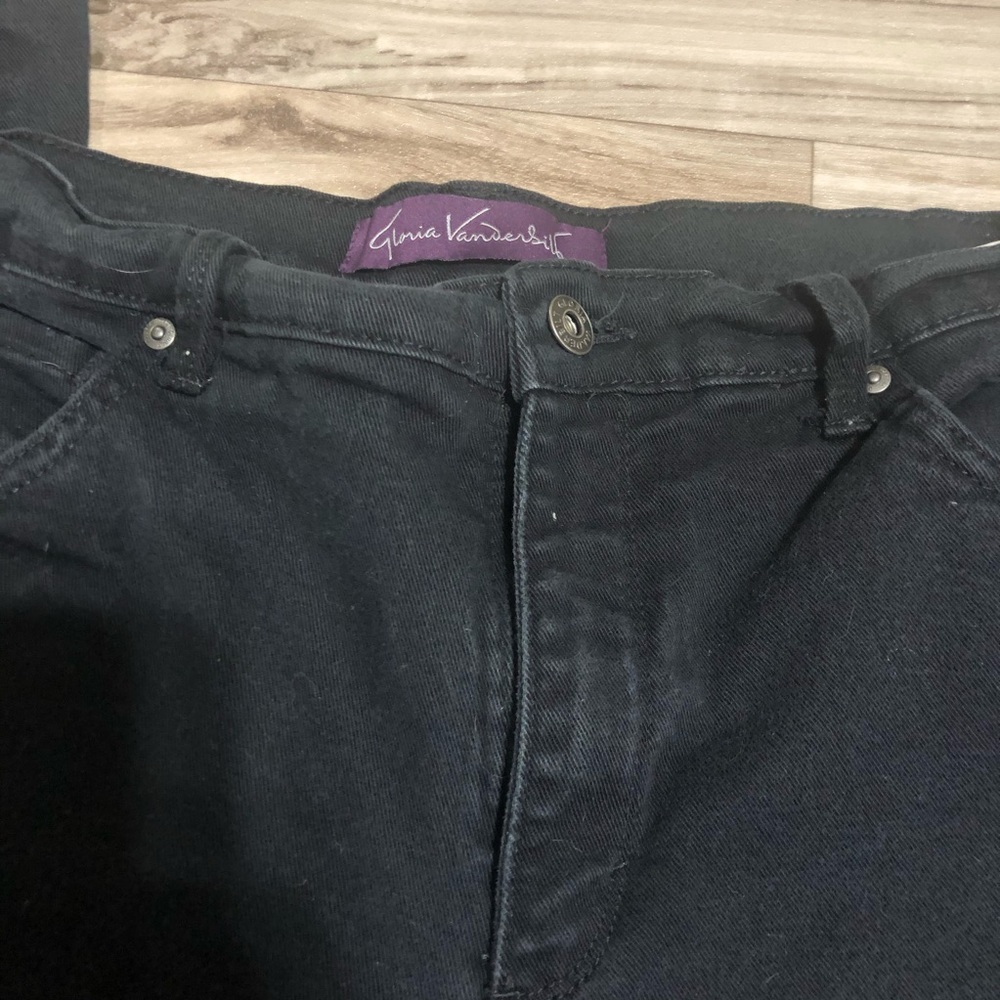 Women’s Black Jeans